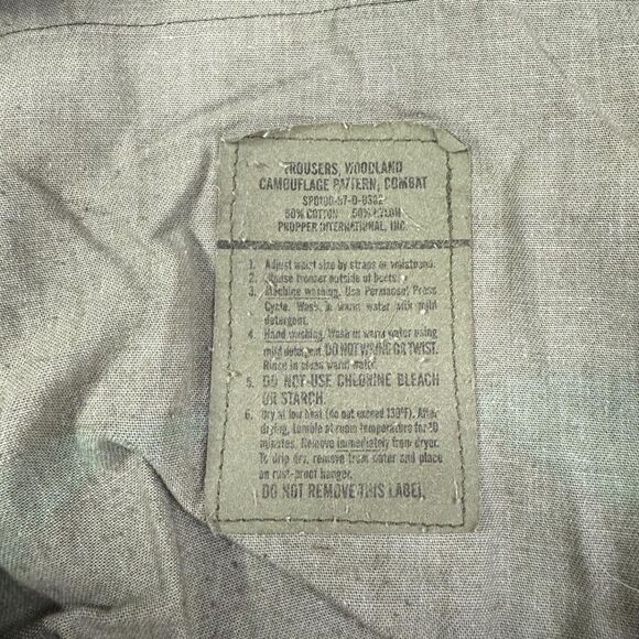 Vintage 1997 U.S. Military Woodland Camo Cargo Pants Fit 34 x 31 - Picture 5 of 7